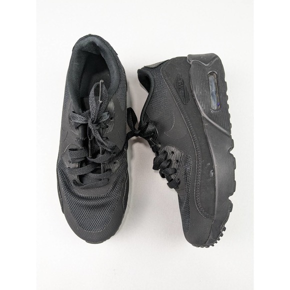 Nike Black AirMax 90 Sneakers